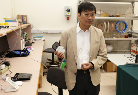 Professor Ron Hui’s latest series of technologies underpin key features of the Qi standard with free-positioning, localised charging and compatibility check features